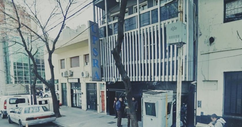 García reasume formalmente en UPSRA pero Barrionuevo mantiene ocupados sus 4 edificios