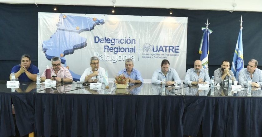 Los peones rurales cobrarán los 4 mil pesos del aumento solidario