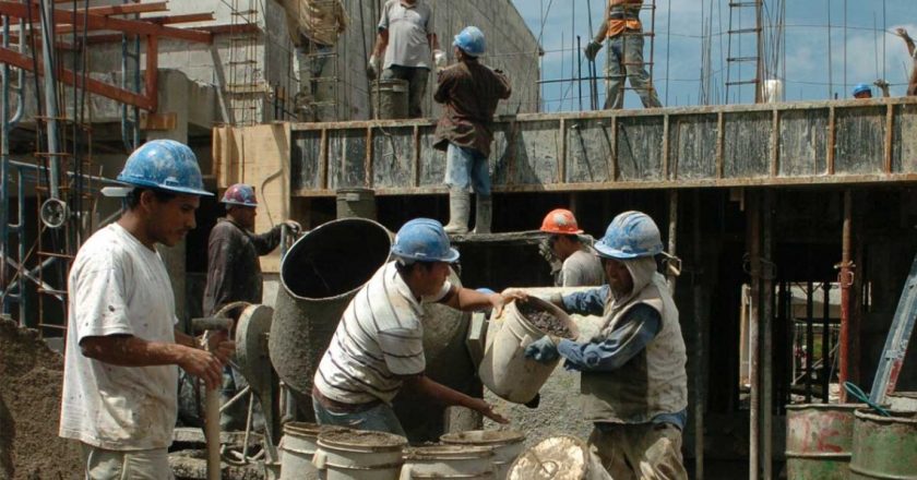 La crisis en la construcción no toca fondo y ya destruyó 28 mil empleos