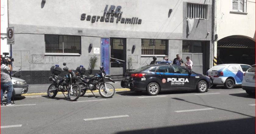 Santa Fe: la clínica Sagrada Familia echó a 50 trabajadores, y la provincia busca al dueño con la policía