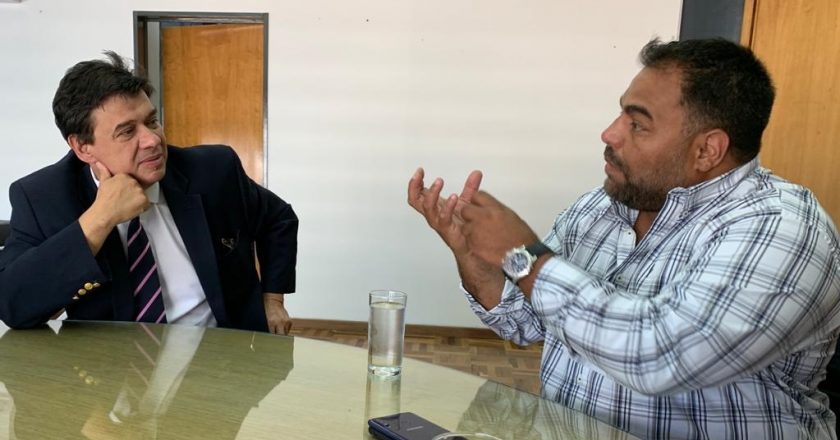 Controladores aéreos pidieron sostener el convenio colectivo, incorporar personal y mejorar la infraestructura