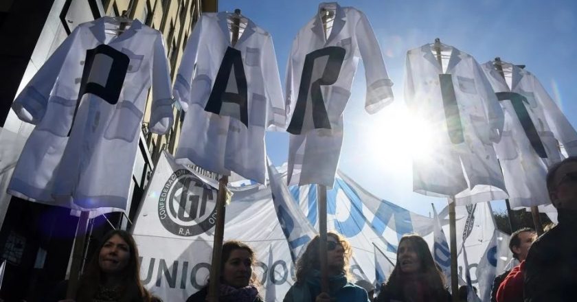Los docentes de la CGT advierten que la demora de la paritaria nacional hace peligrar el inicio de clases en las provincias