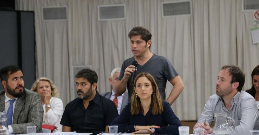 Kicillof mejoró la oferta y la paritaria con los estatales continúa hoy