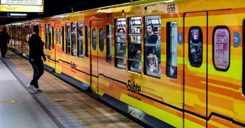 Metrodelegados avisan que si Larreta no retiran los vagones con asbesto volverán los paros