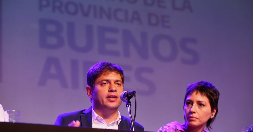 Kicillof incluyó a los trabajadores contratados en el aumento a los estatales