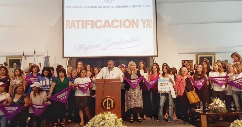 Histórico: las mujeres sindicalistas colmaron la CGT
