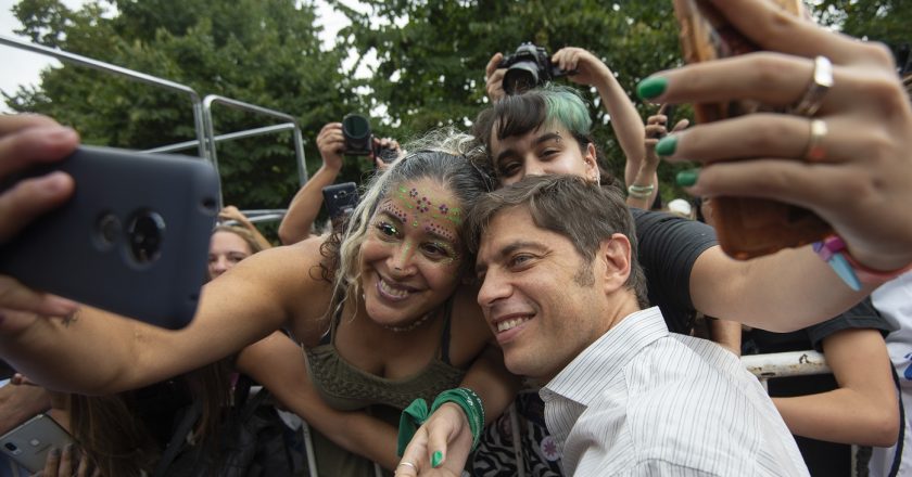 Kicillof también otorga licencia a empleados públicos que viajaron a zonas con coronavirus
