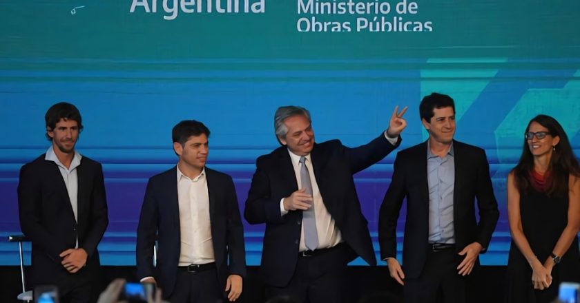 El gobierno formalizó el plan de obra pública «Argentina Hace» y espera generar 20 mil empleos
