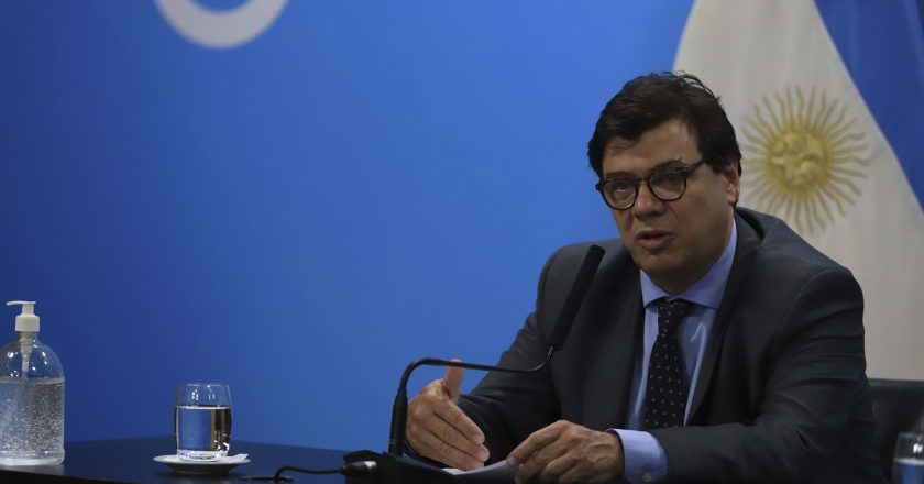 Empresas suspenden «por fuerza mayor» y se niegan a pagar salarios