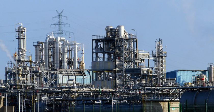 Químicos salen a controlar a las empresas y piden garantías para la salud de sus empleados