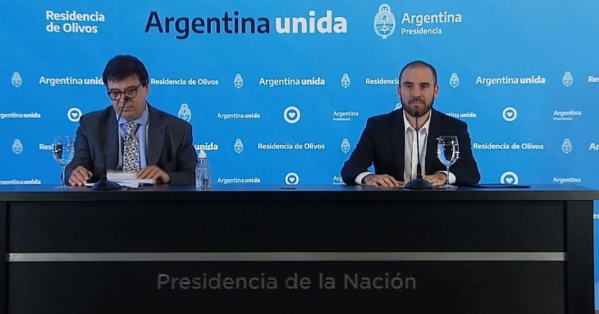 Bono de 10 mil pesos para 3,6 millones de monotributistas y trabajadores de la economía informal