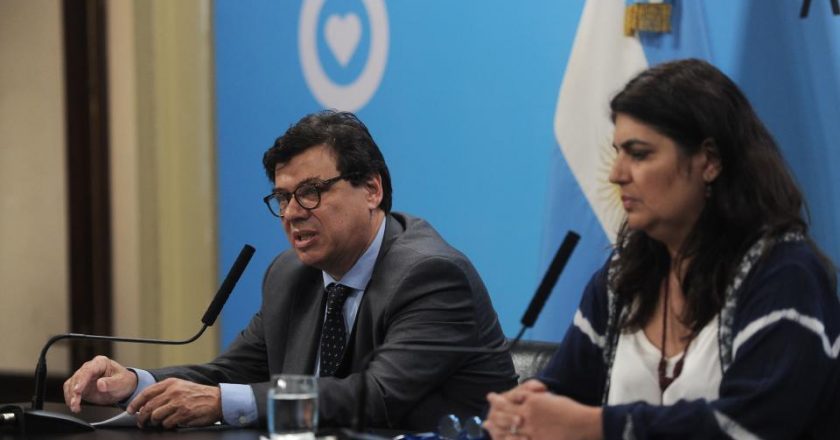 Trabajo confirmó que hasta el martes se teletrabaja y que rige prohibición de concurrir a lugares de empleo