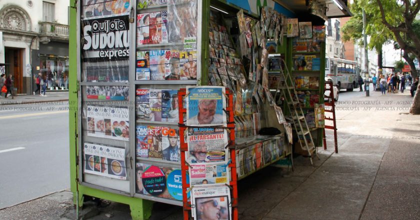 Trabajadores de prensa denuncian 100 despidos, vaciamiento y precarización en Revista Pronto