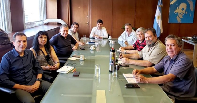 El Ministerio de Salud se comprometió a incluir como enfermedad profesional al COVID-19