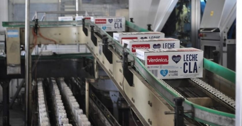Trabajadores de Lácteos Verónica denuncian maniobras de vaciamiento y exigen intervención urgente del Gobierno de Santa Fe: «Estamos frente a una crisis fabricada»