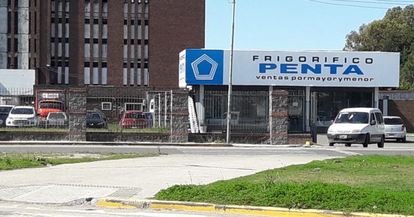 Denuncian 240 despidos en el frigorífico quilmeño Penta