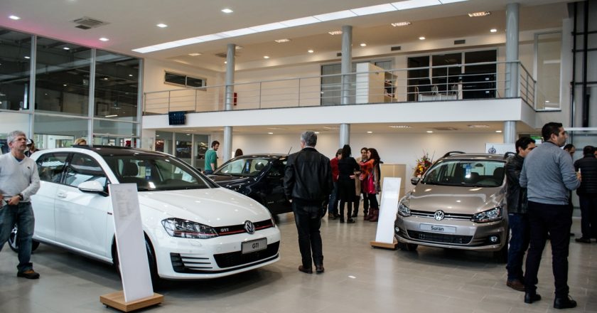 Las concesionarias piden pagar menos de la mitad de los salarios en abril