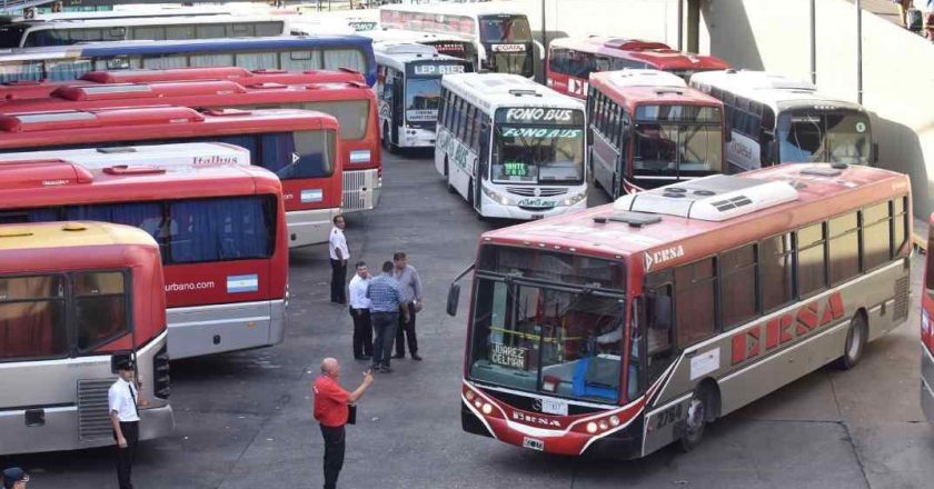 Anuncian paro desde el lunes en el transporte interurbano de Córdoba por falta de pago de sueldos