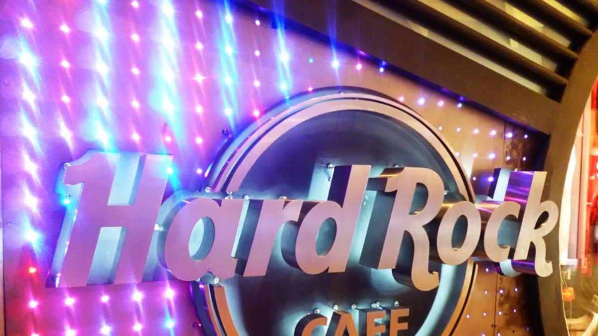 Denuncian despidos en el Hard Rock Recoleta en plena crisis sanitaria