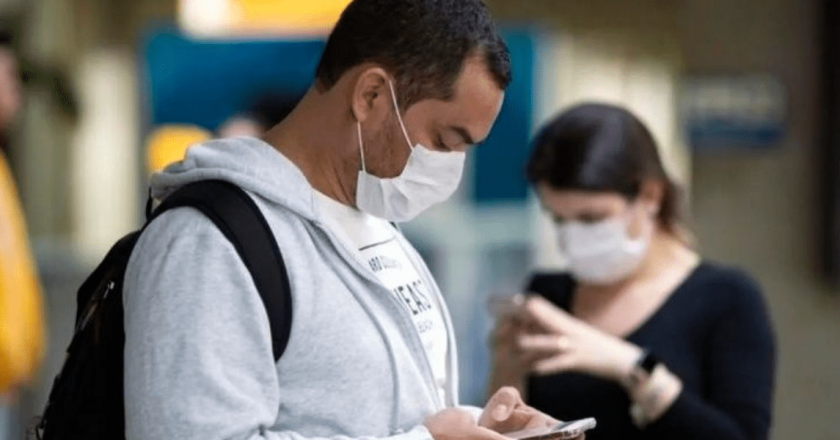 Las ART deberán cubrir los casos de coronavirus de los trabajadores exceptuados de la cuarentena total