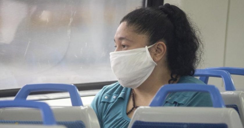 Los gremios apoyaron la decisión de usar barbijos en el transporte público
