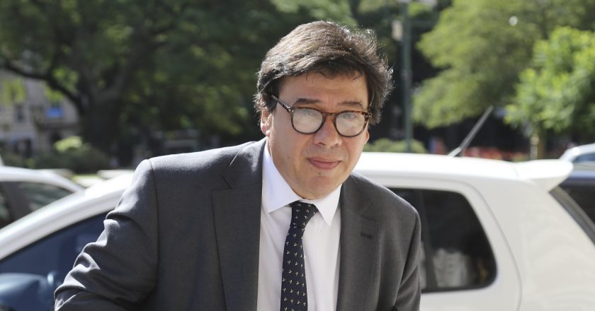 Trabajo le avisó a sus empleados que quienes no cumplieron funciones no van a cobrar