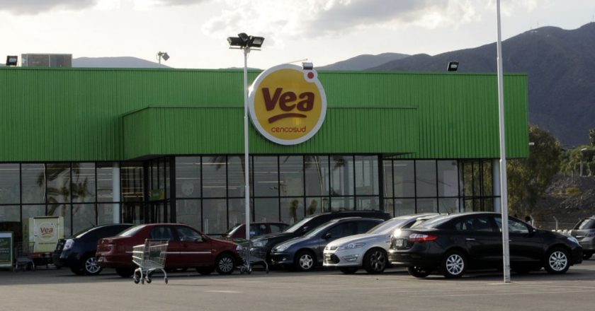Cencosud cerró sucursales de Vea y dejó a más de 100 empleados sin tareas en distintas provincias