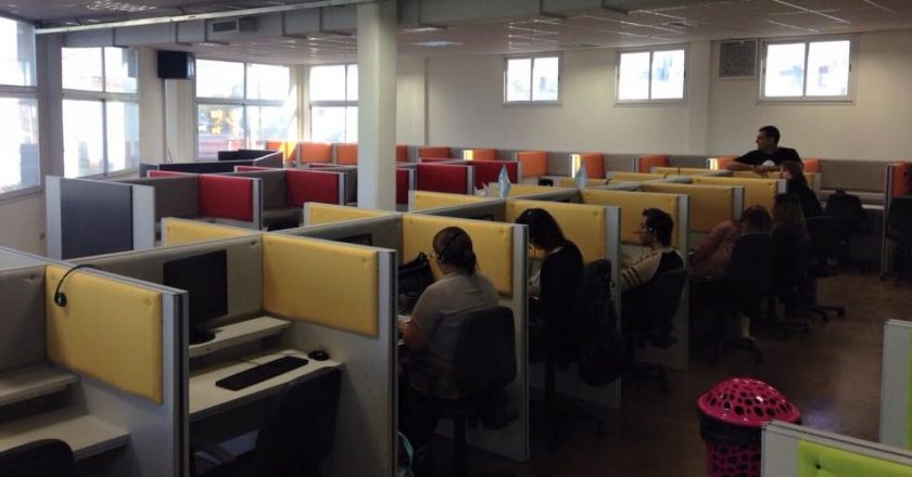 Denuncian que el Call Center de Cablevision aprovechó el Covid-19 para no pagar los aumentos salariales