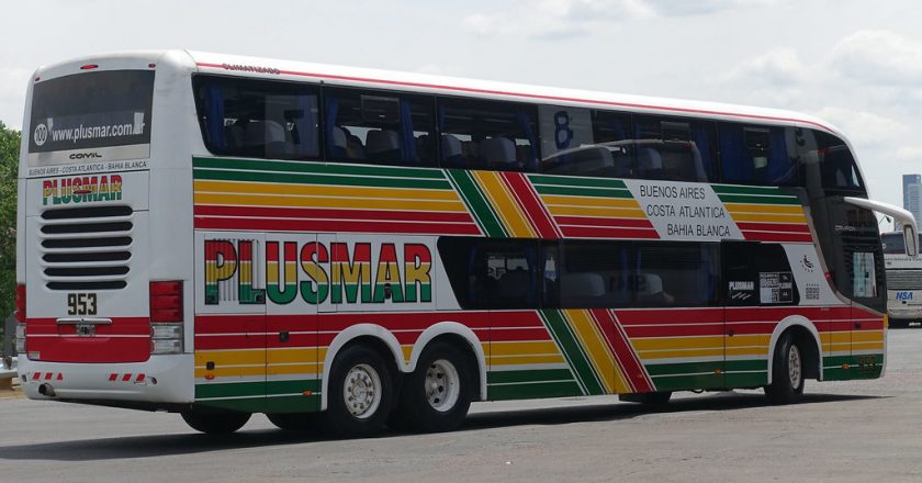 Plusmar adeuda 60% del salario y obliga a renunciar a los choferes