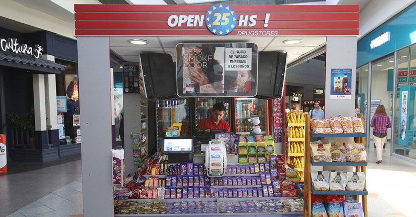 Despidos masivos en la cadena de kioscos Open 25