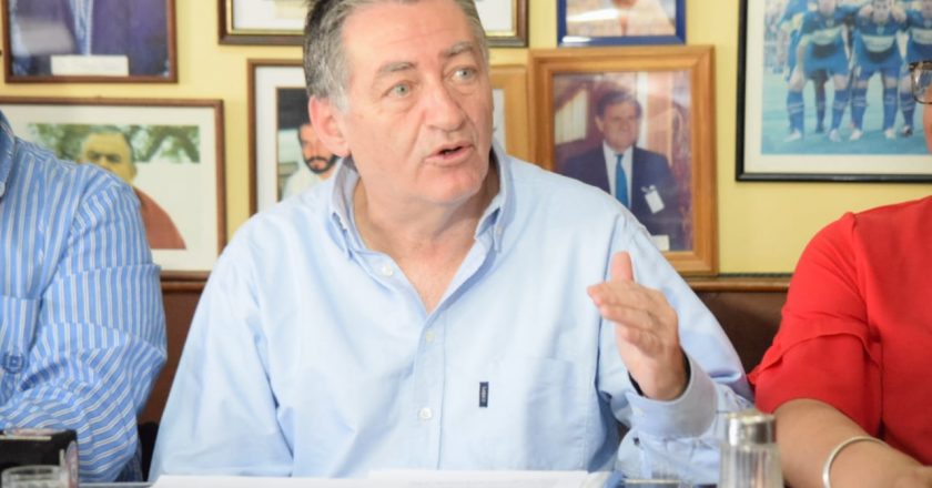 «Este sistema de salud no sirve para nada, es caro, malo, fragmentado, incontrolable y corrupto»