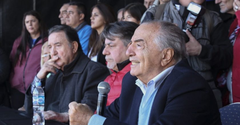 Cavalieri sigue a la CGT y firma suspensiones con un recorte del 25% del salario