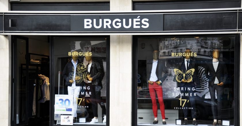 Aunque está prohibido, Burgués despidió a sus trabajadores «por fuerza mayor»