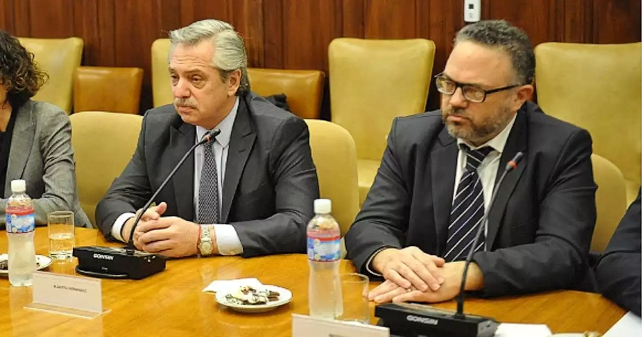 Salida de la cuarentena: el Gobierno ya estudia qué plantas industriales pueden volver a funcionar