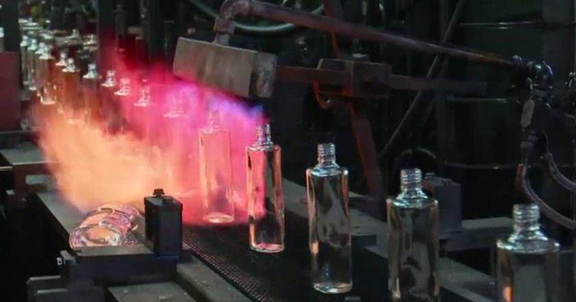 Empleados del vidrio niegan haber aceptado rebajas salariales y acusan a las empresas de aplicarlas unilateralmente