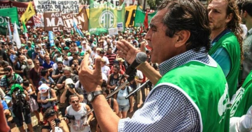 ATE dice que los estatales perdieron más de un tercio de su poder de compra y pidie la reapertura de la paritaria