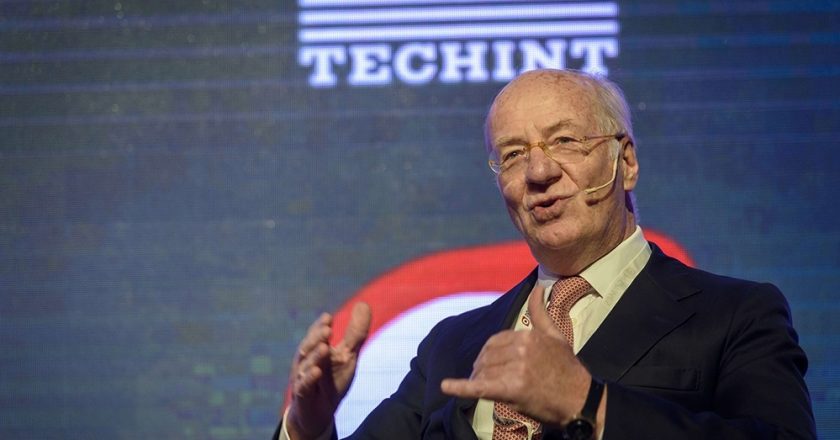 El Estado le pagó una porción del salario al Presidente de una de las empresas de Techint