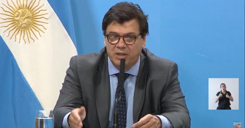 La Asociación de Abogados Laboralistas denunció a Moroni por vulnerar el derecho laboral y la Constitución