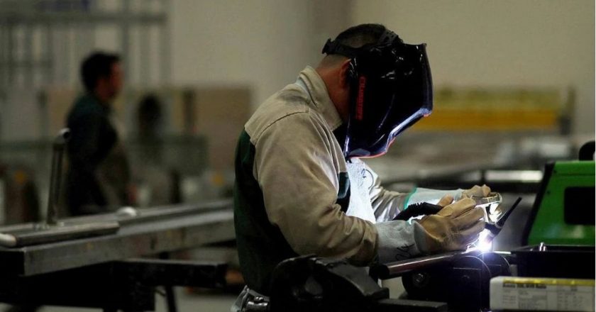 Industriales pymes le piden a Fernández poder despedir en «casos puntuales»