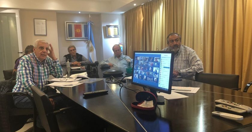 Por videoconferencia, la cúpula de la CGT tendrá un nuevo mano a mano con el FMI