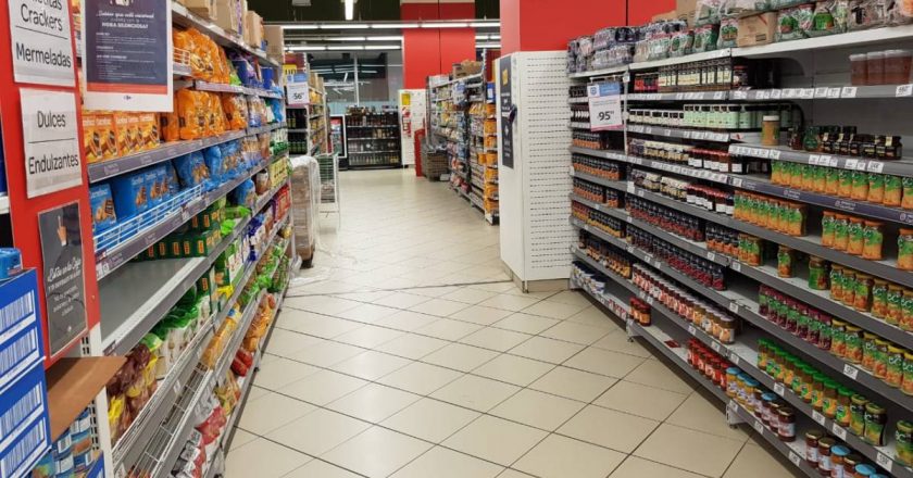 Hubo más casos el fin de semana y los delegados le dicen a Cavalieri que ya son más de 60 los contagiados en supermercados