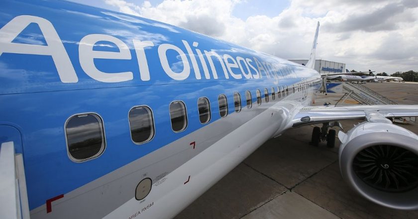 Aerolíneas comunicó formalmente al personal la suspensión por 60 días de una parte de sus empleados