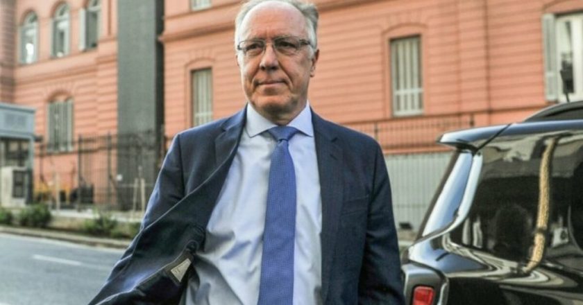 YPF tuvo que salir a desmentir que vaya a suspender personal