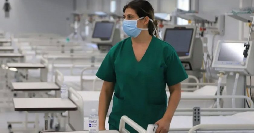 El Gobierno promulgó la ley que exime del pago de Ganancias a los trabajadores esenciales