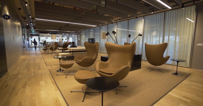 Despegar suspendió más de 200 empleados por videollamada