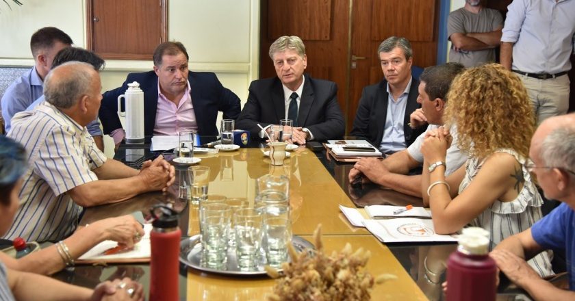 La Pampa ofrece una suba salarial de 12% en tres cuotas en la paritaria de estatales