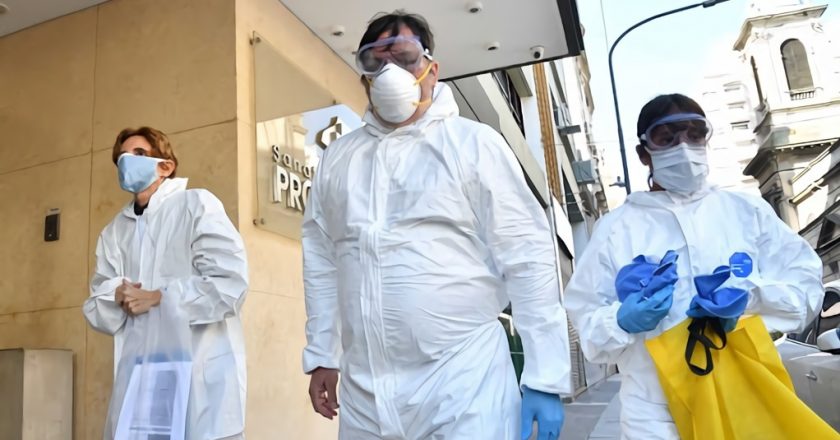 Gremios denuncian que ya son casi 4.500 los trabajadores de la salud contagiados