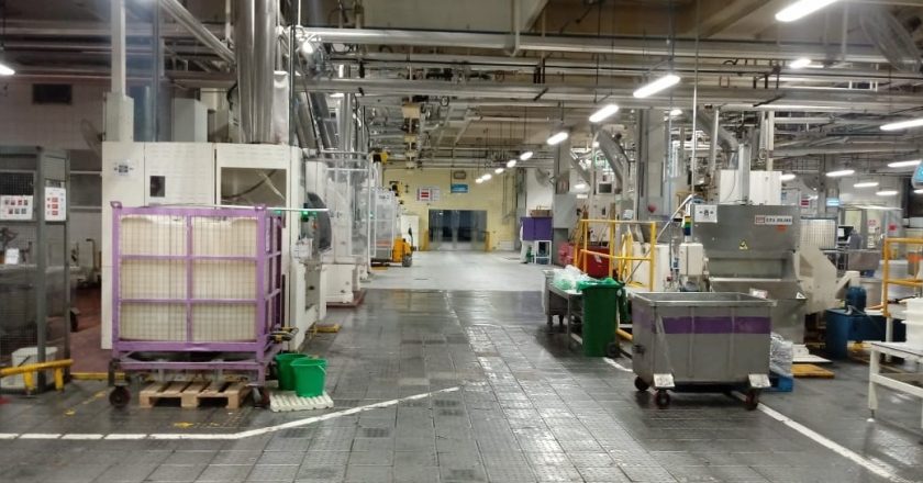 Brote de contagios reactiva el conflicto latente en Mondelez