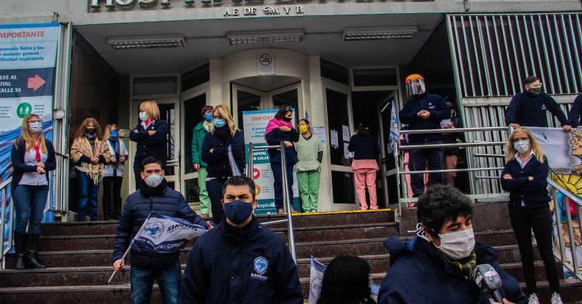 El Hospital Español pagó los aguinaldos incompletos y desató un conflicto en plena pandemia