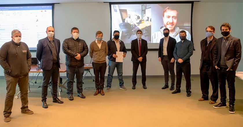 YPF reactiva 22 equipos en Santa Cruz y Vidal se desmarca de la crisis petrolera